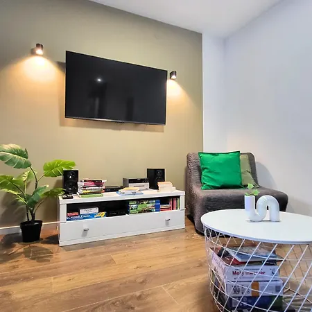 Praga Premium * 바르샤바